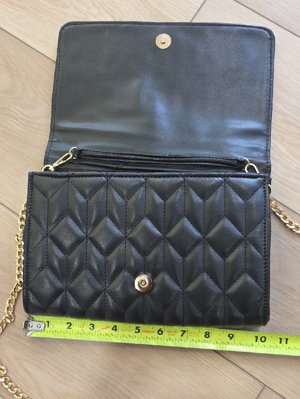 Yves Saint Laurent Black Quilted Leather Crossbody with Gold Chain - Picture 7 of 11